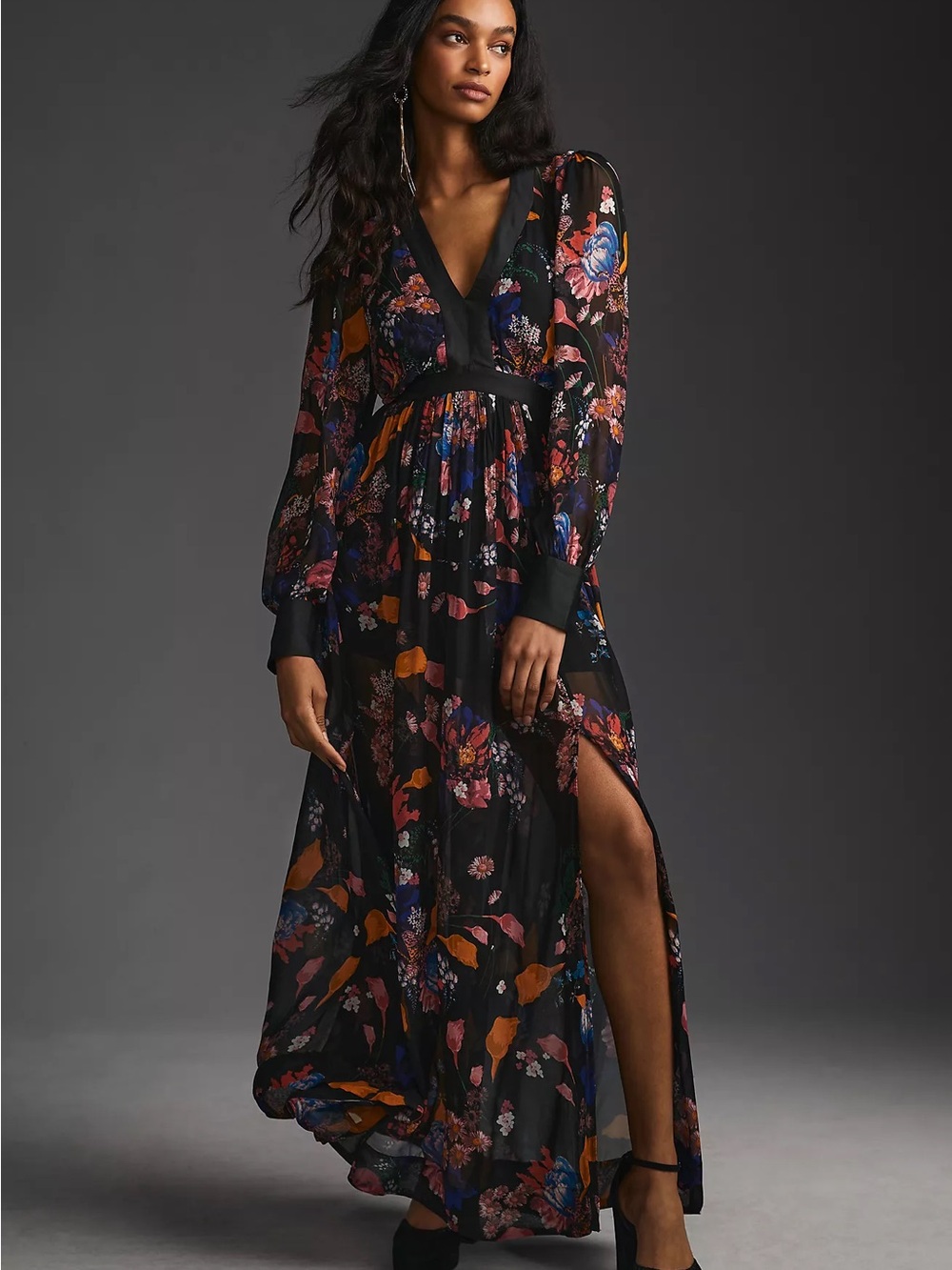 Black Floral V-Neck Maxi Dress with Long Sleeves